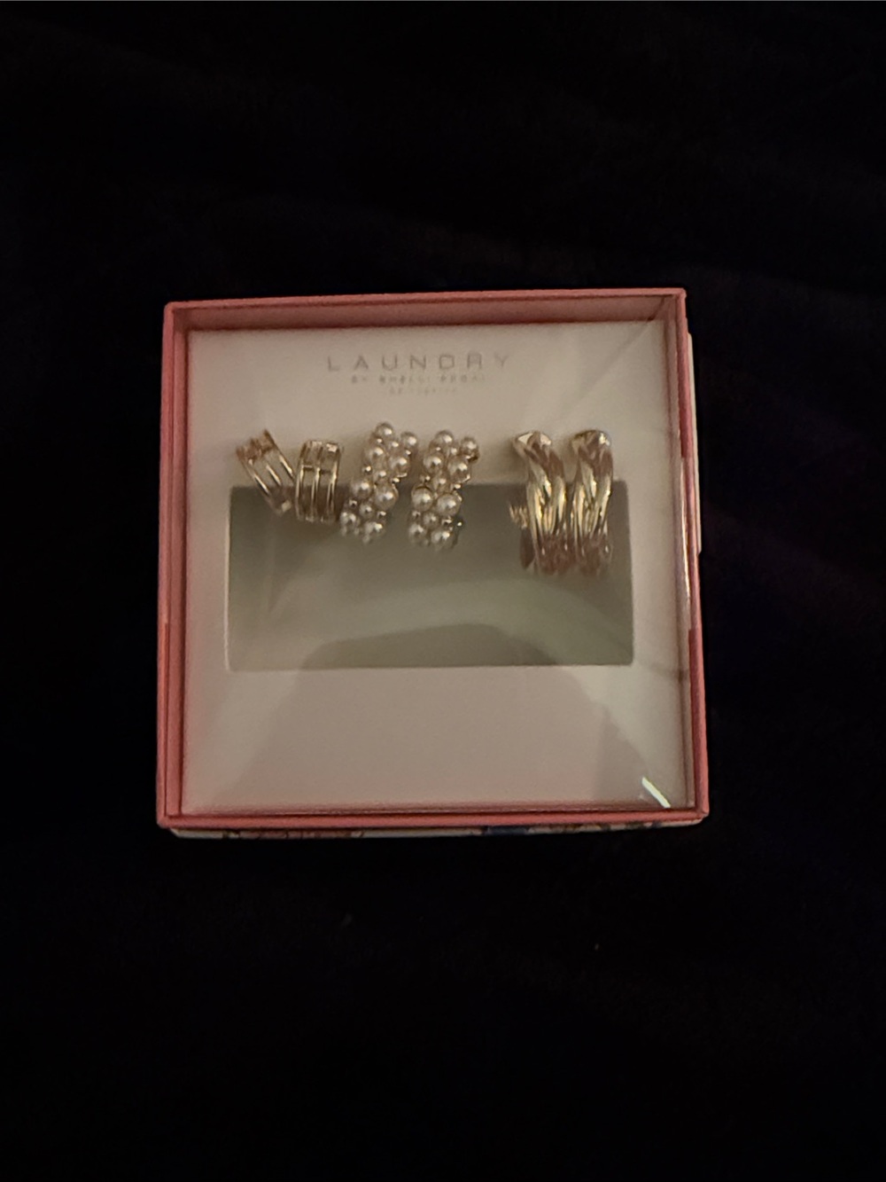 Laundry By Shelli Segal Gold and Pearl Earring Set - Picture 2 of 2